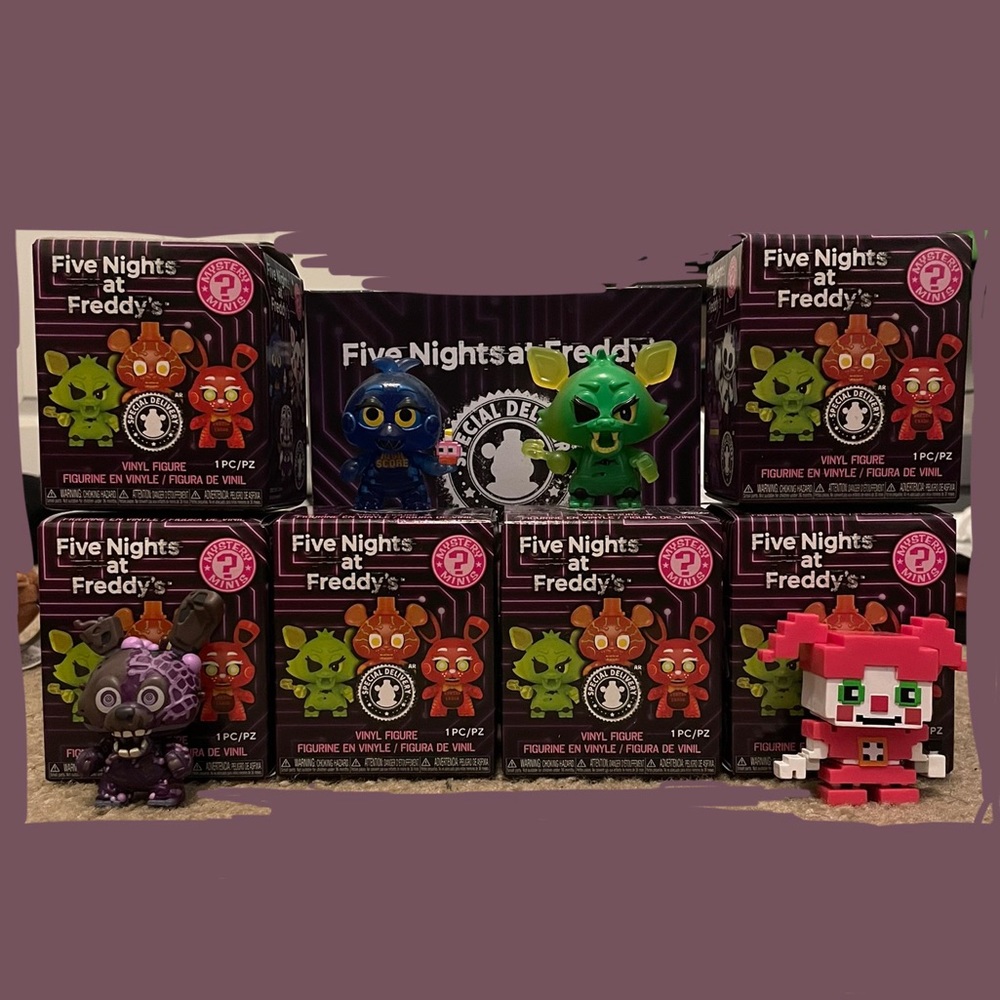 Fnaf AR Special Delivery Mystery Mini Bundle!
